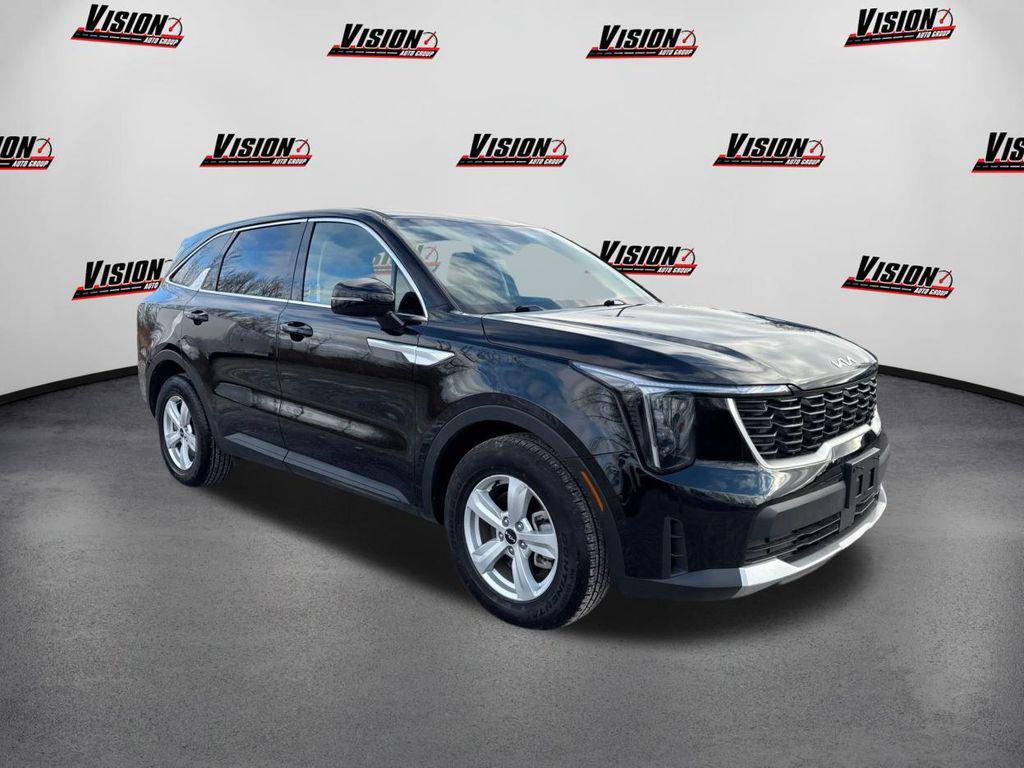 used 2025 Kia Sorento car, priced at $28,990