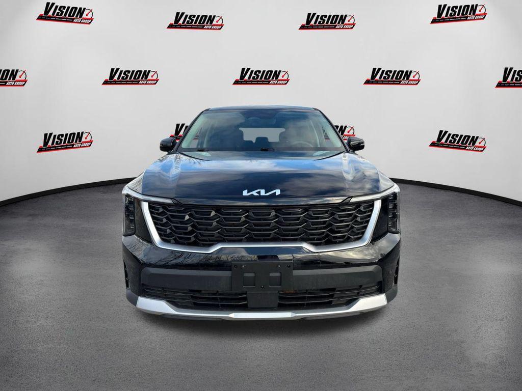 used 2025 Kia Sorento car, priced at $28,990
