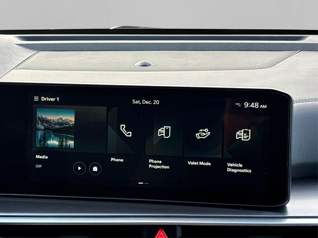 used 2025 Kia Sorento car, priced at $28,990