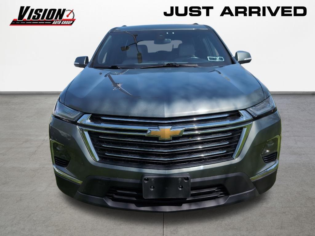 used 2023 Chevrolet Traverse car, priced at $31,495