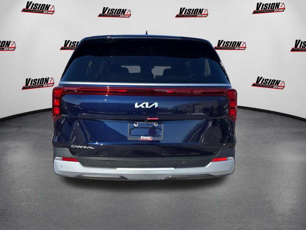 new 2026 Kia Carnival car, priced at $40,220