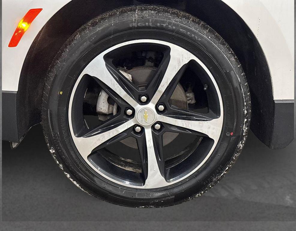 used 2022 Chevrolet Equinox car, priced at $18,999