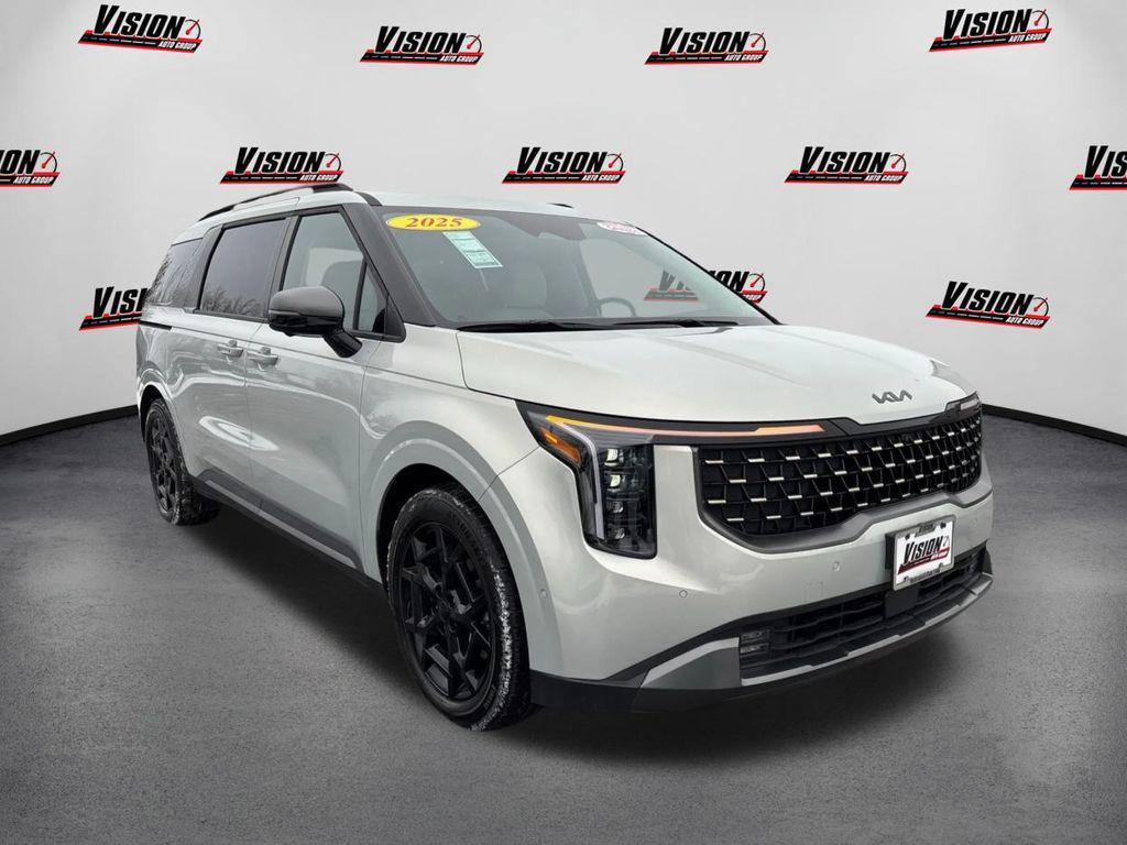 new 2025 Kia Carnival car, priced at $54,760