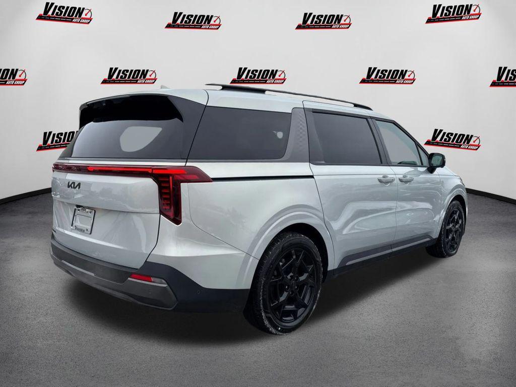 new 2025 Kia Carnival car, priced at $54,760