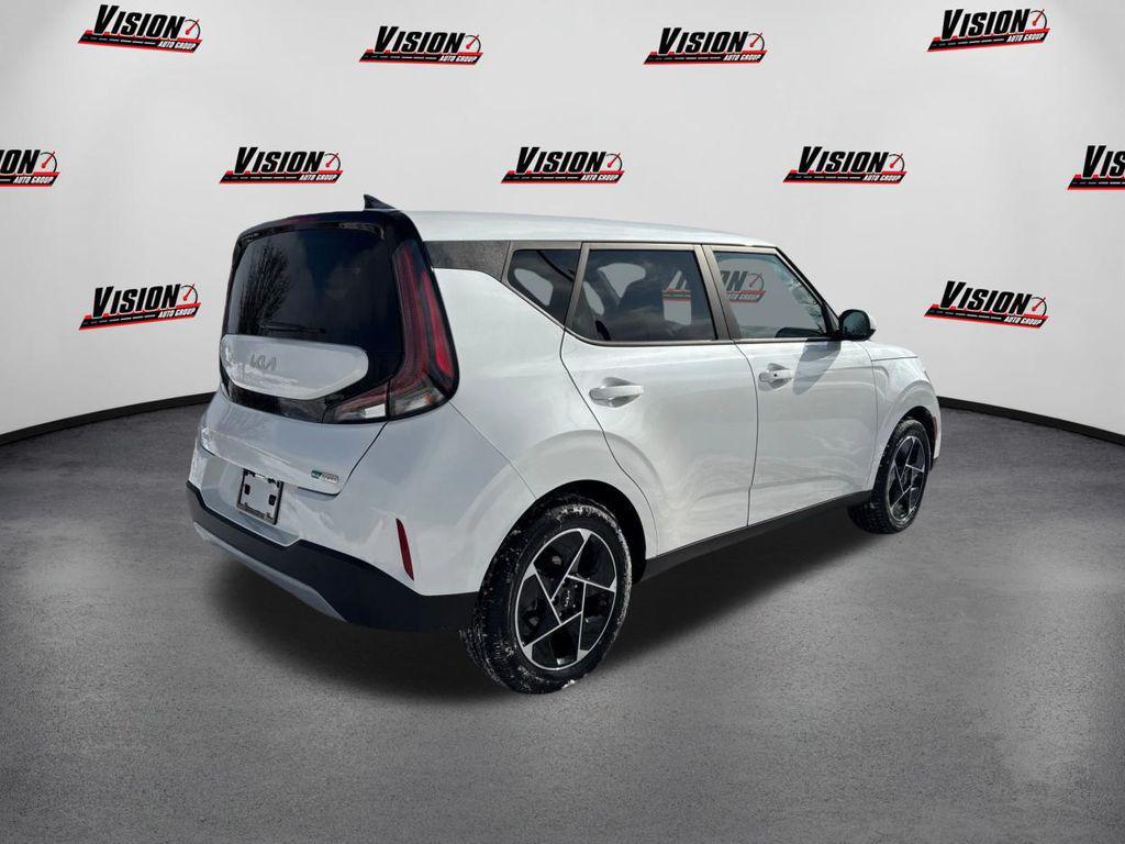 new 2025 Kia Soul car, priced at $25,705