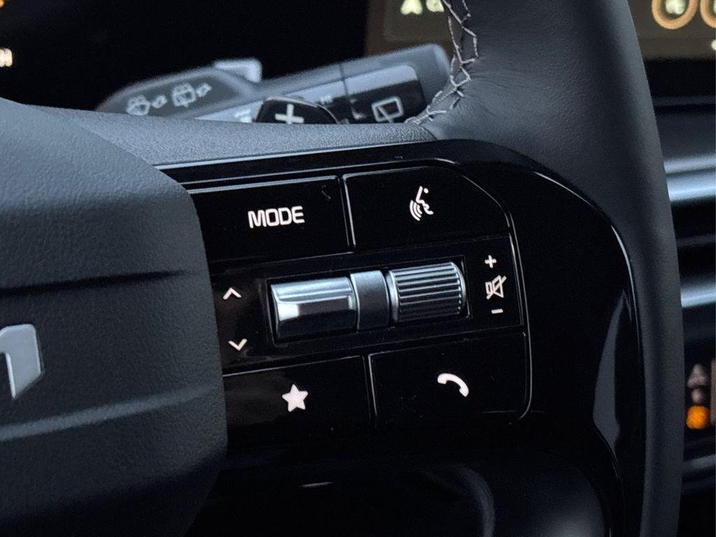 new 2026 Kia Sorento Hybrid car, priced at $39,870