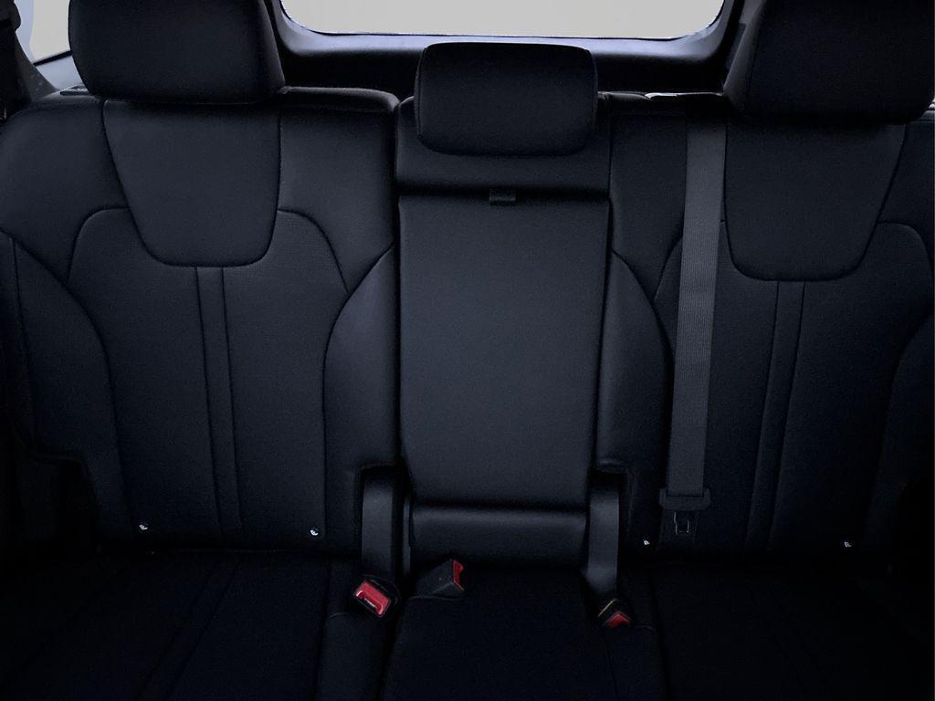 new 2026 Kia Sorento Hybrid car, priced at $39,870