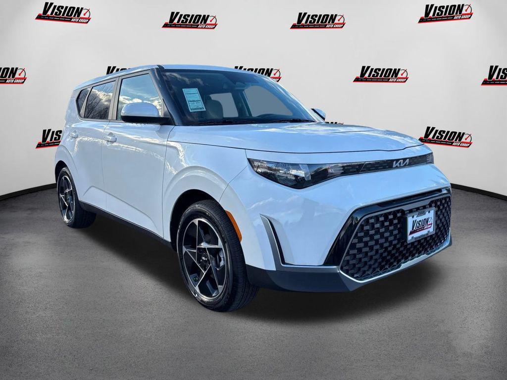 new 2025 Kia Soul car, priced at $25,955