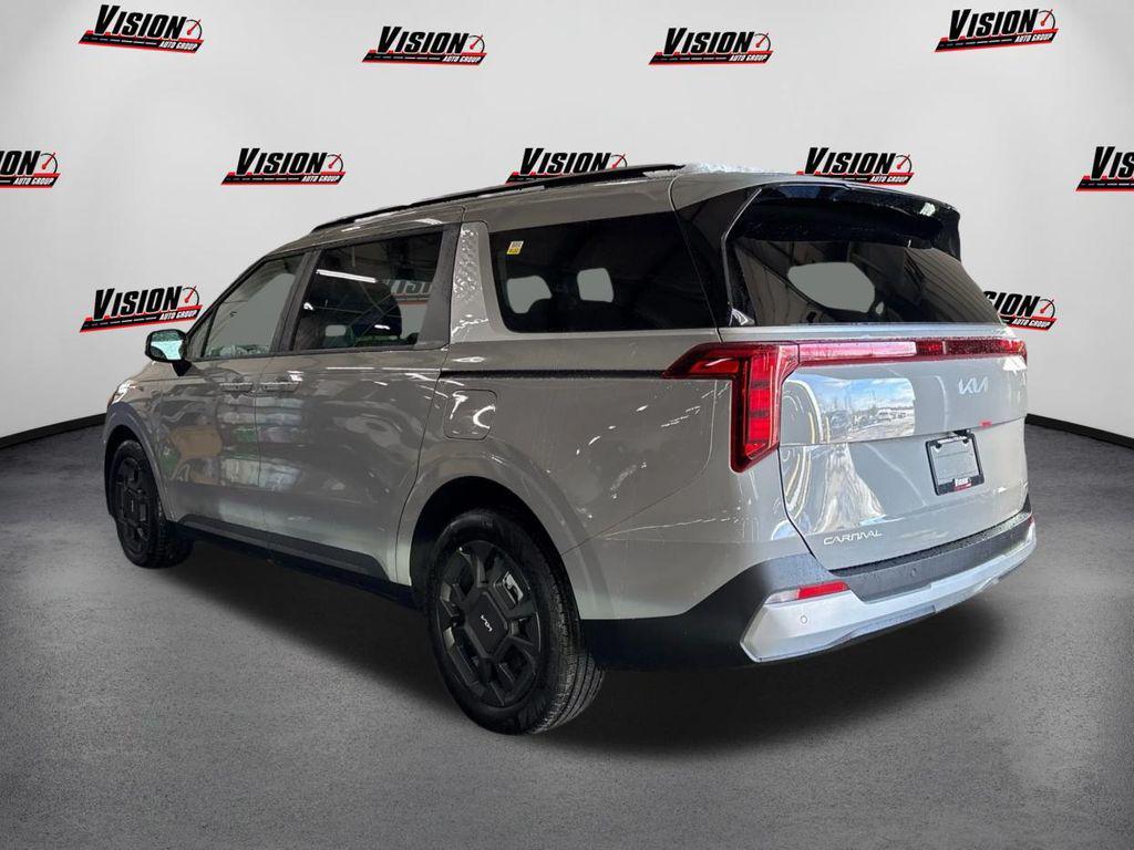 new 2026 Kia Carnival Hybrid car, priced at $44,465