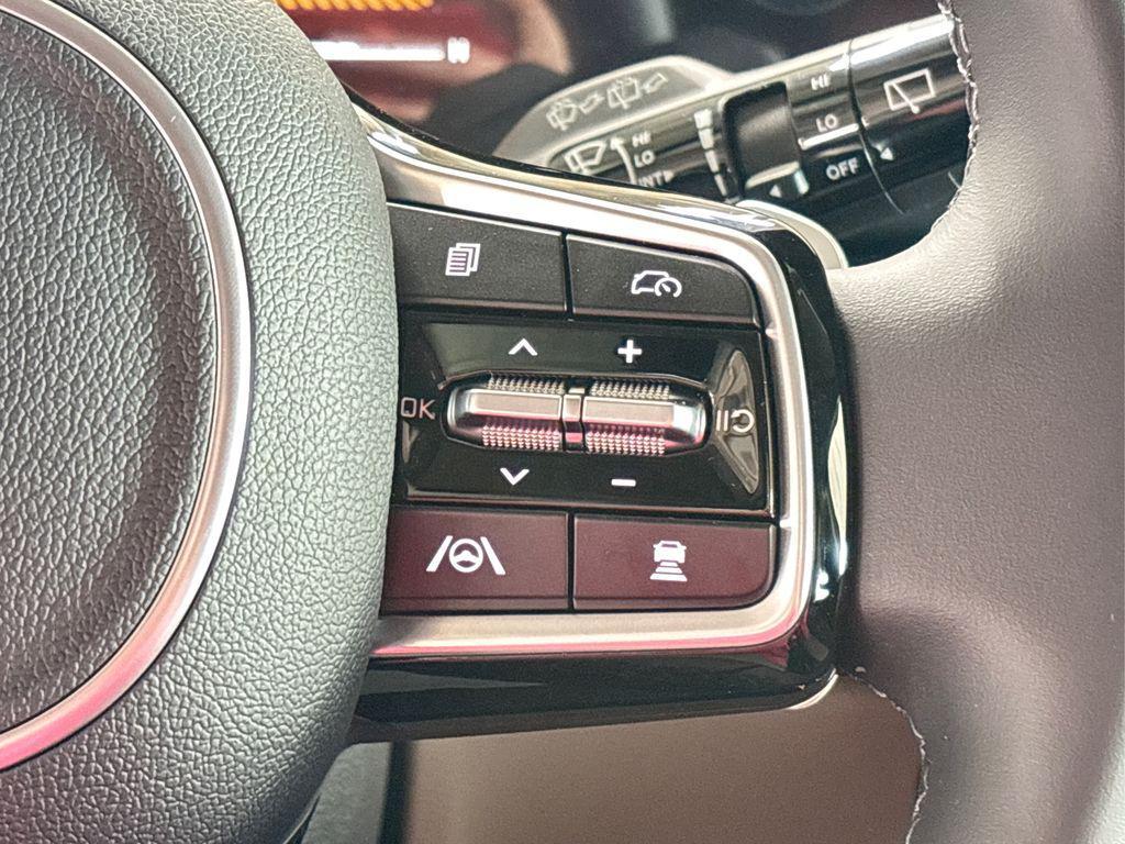 new 2026 Kia Carnival Hybrid car, priced at $44,465