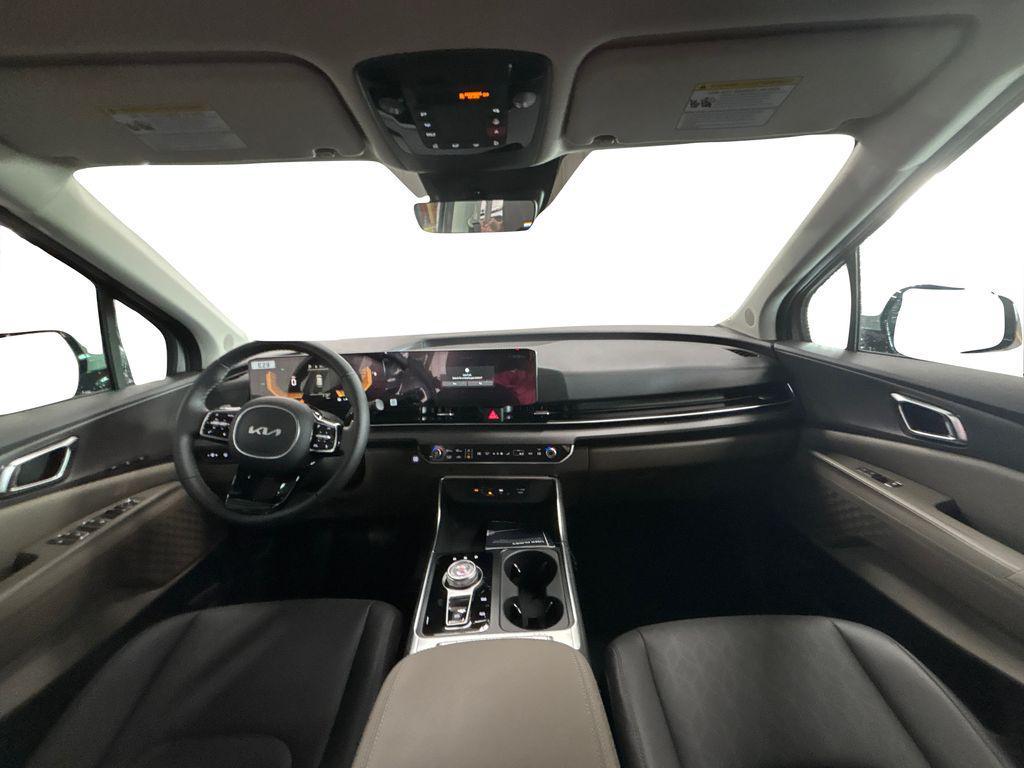 new 2026 Kia Carnival Hybrid car, priced at $44,465