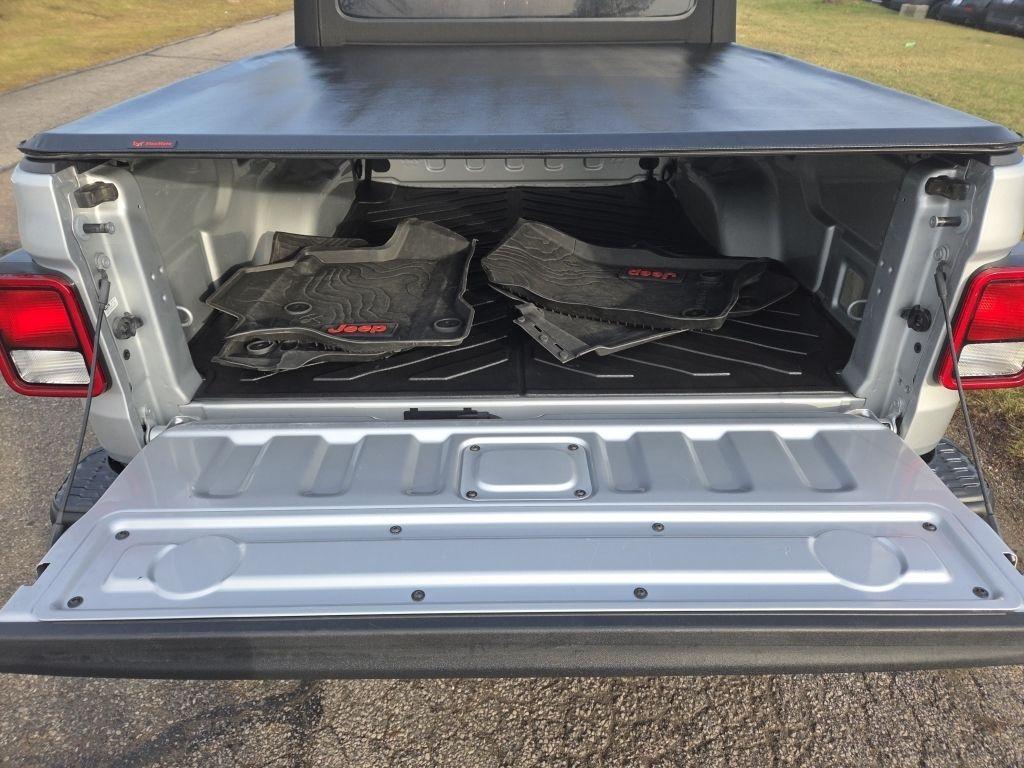 used 2023 Jeep Gladiator car, priced at $35,500