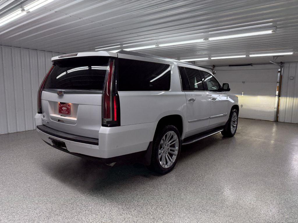 used 2017 Cadillac Escalade ESV car, priced at $17,995