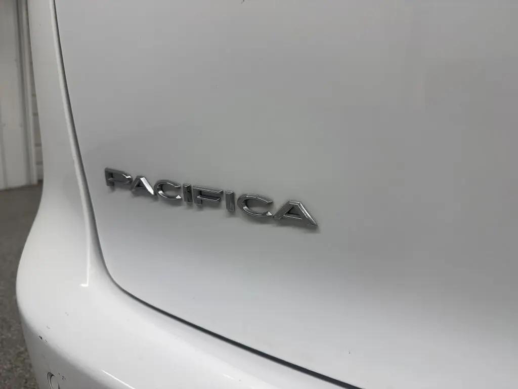 used 2017 Chrysler Pacifica car, priced at $12,995