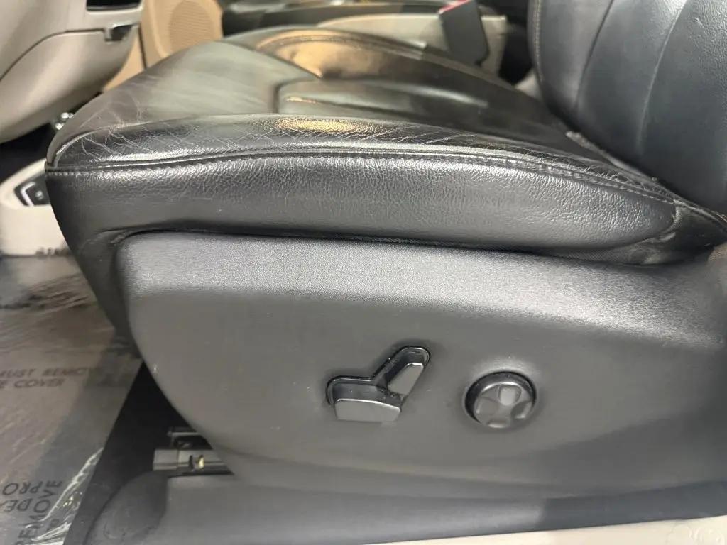 used 2017 Chrysler Pacifica car, priced at $12,995