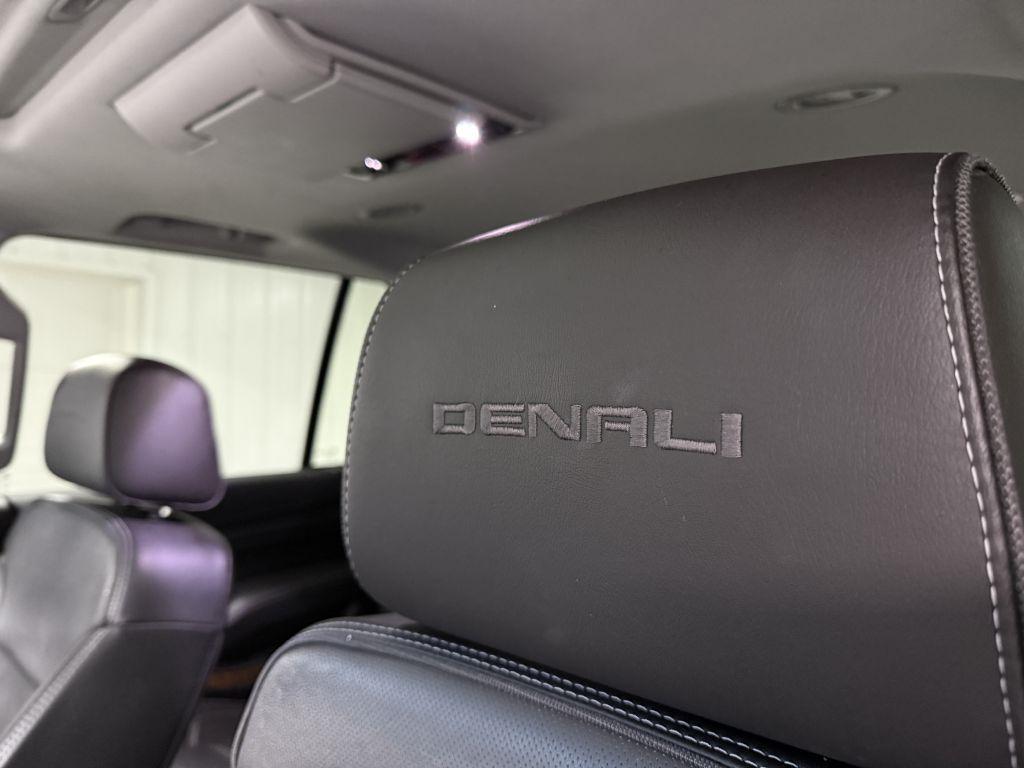 used 2020 GMC Yukon XL car, priced at $18,995