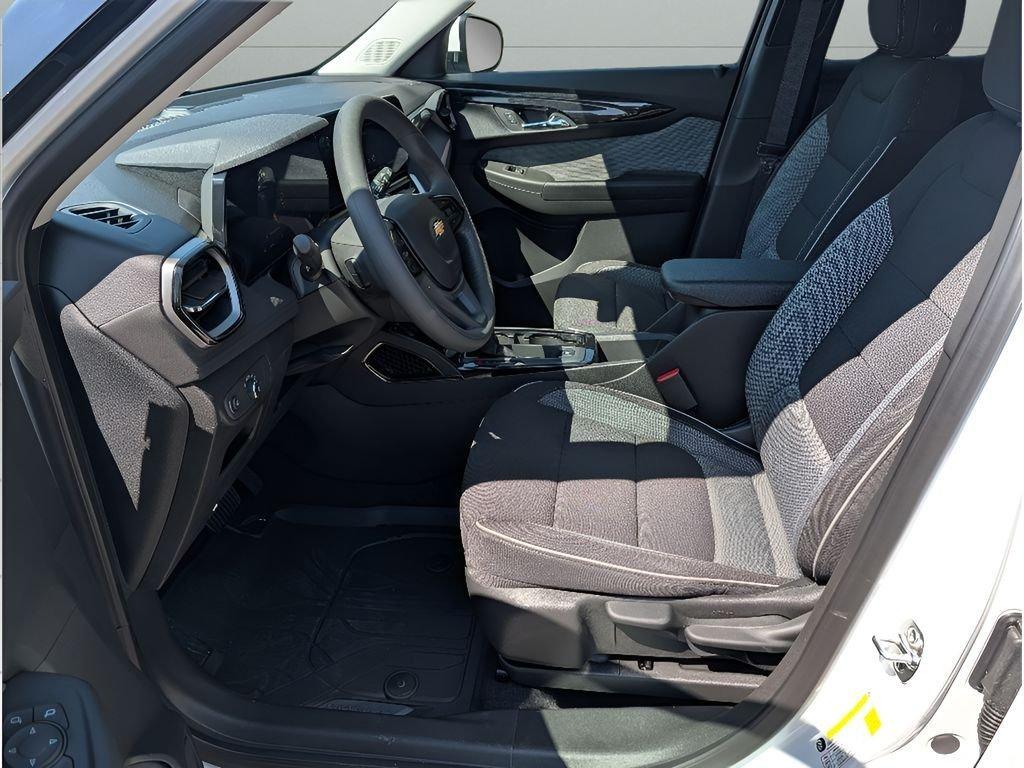 new 2026 Chevrolet TrailBlazer car, priced at $27,545