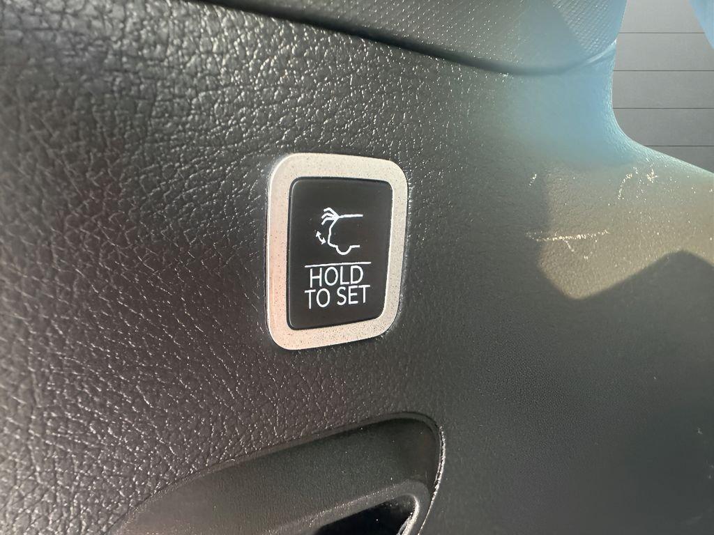 used 2024 Jeep Wagoneer car