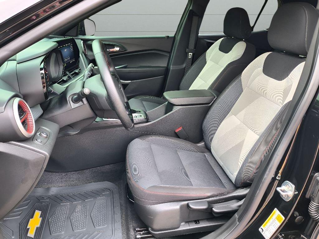 used 2024 Chevrolet Trax car, priced at $22,312