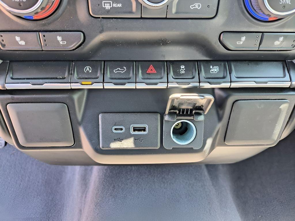 used 2021 Chevrolet Silverado 1500 car, priced at $37,613