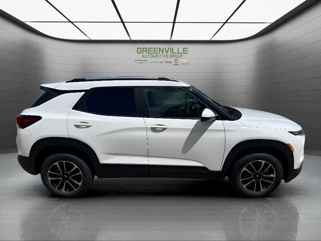 new 2026 Chevrolet TrailBlazer car, priced at $27,545