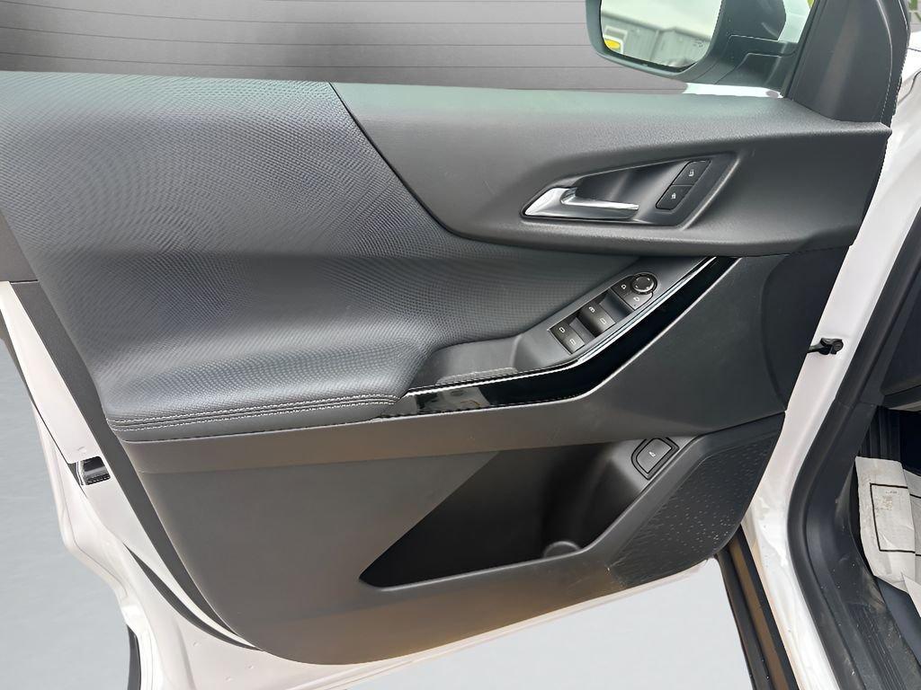new 2026 Chevrolet Equinox car, priced at $33,089