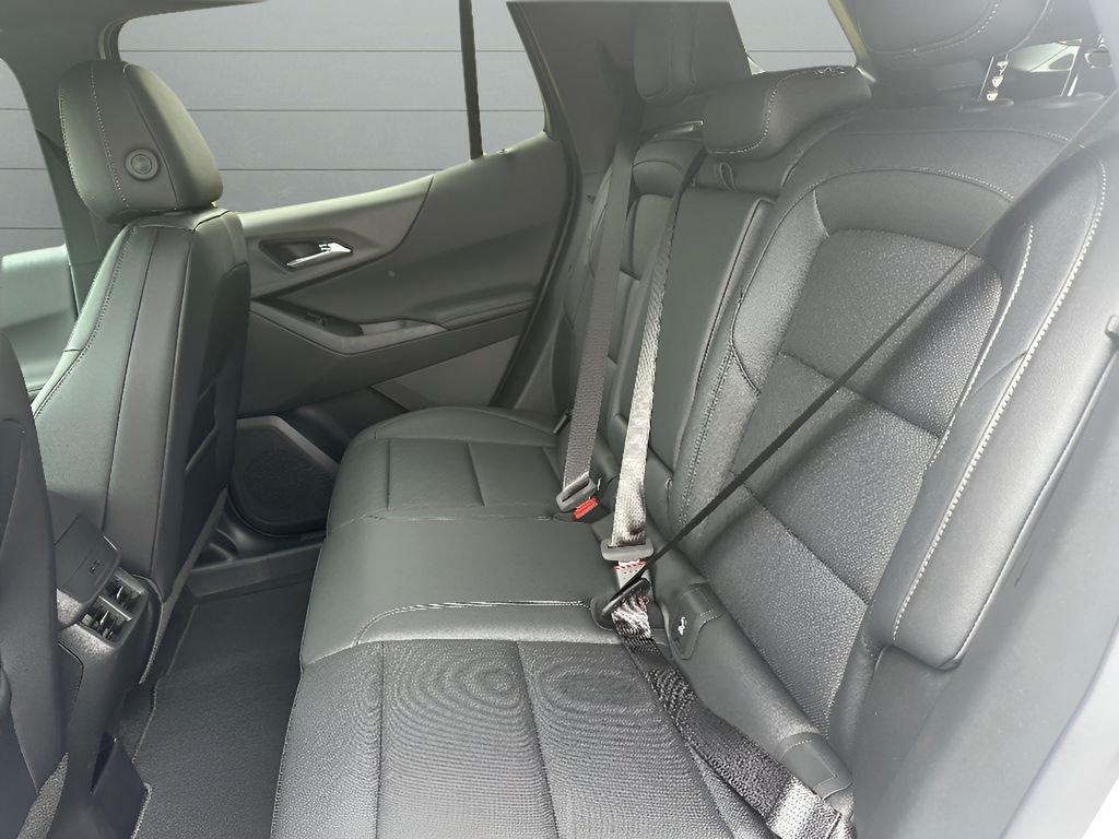 new 2026 Chevrolet Equinox car, priced at $33,089