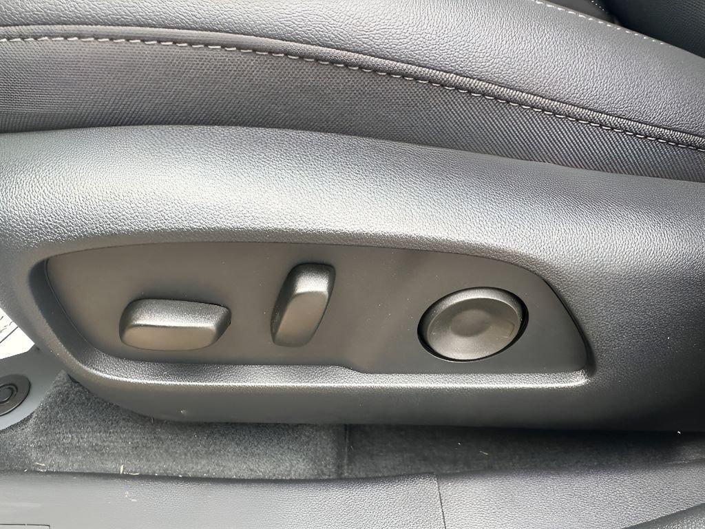 new 2026 Chevrolet Equinox car, priced at $33,089
