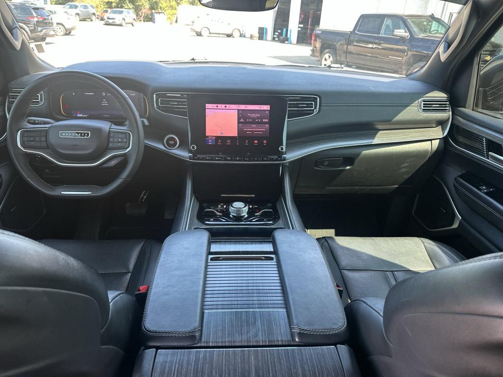 used 2024 Jeep Wagoneer car