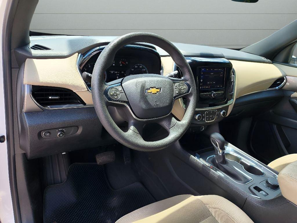 used 2022 Chevrolet Traverse car