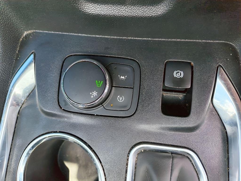 used 2022 Chevrolet Traverse car