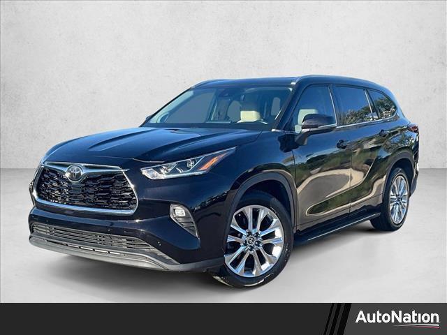 used 2020 Toyota Highlander car, priced at $28,992