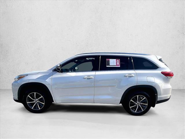used 2018 Toyota Highlander car, priced at $20,440