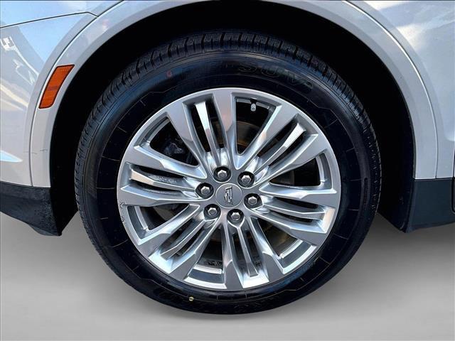 used 2017 Cadillac XT5 car, priced at $18,495