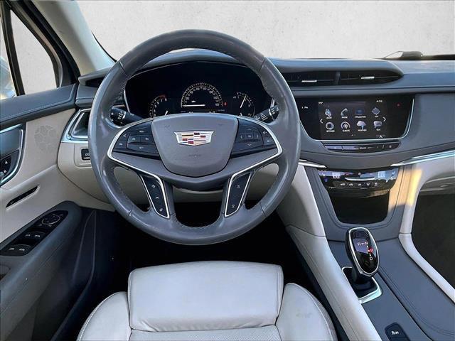 used 2017 Cadillac XT5 car, priced at $18,495
