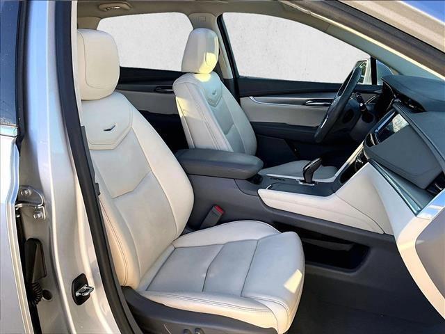 used 2017 Cadillac XT5 car, priced at $18,495