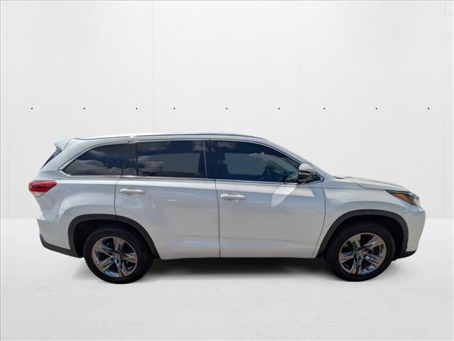 used 2019 Toyota Highlander car, priced at $20,998