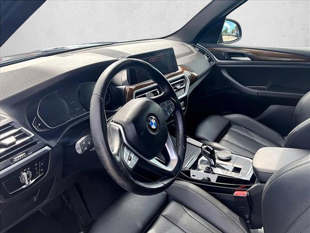 BMW X3 view 13