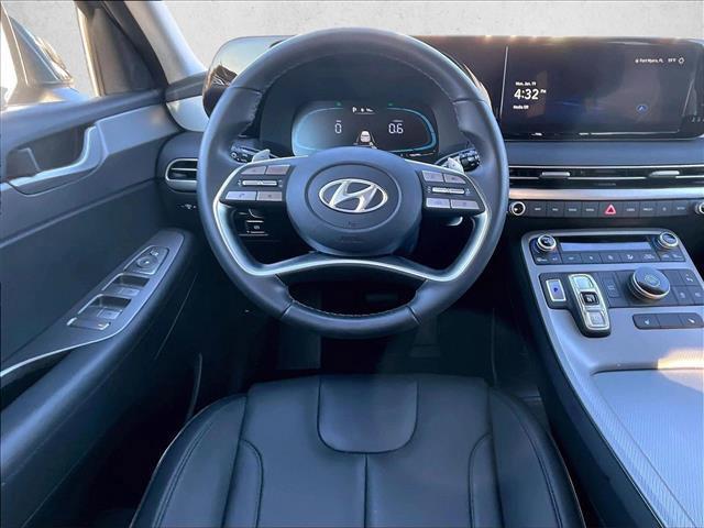 used 2025 Hyundai Palisade car, priced at $36,800