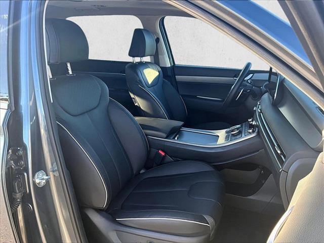 used 2025 Hyundai Palisade car, priced at $36,800