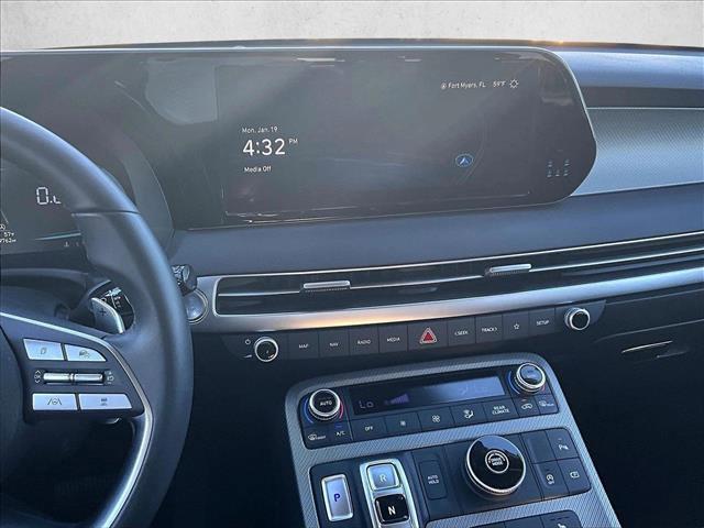 used 2025 Hyundai Palisade car, priced at $36,800