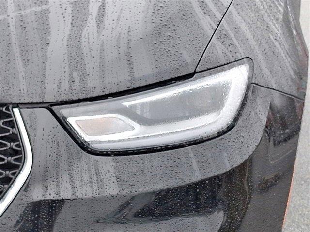 used 2024 Chrysler Pacifica car, priced at $25,995