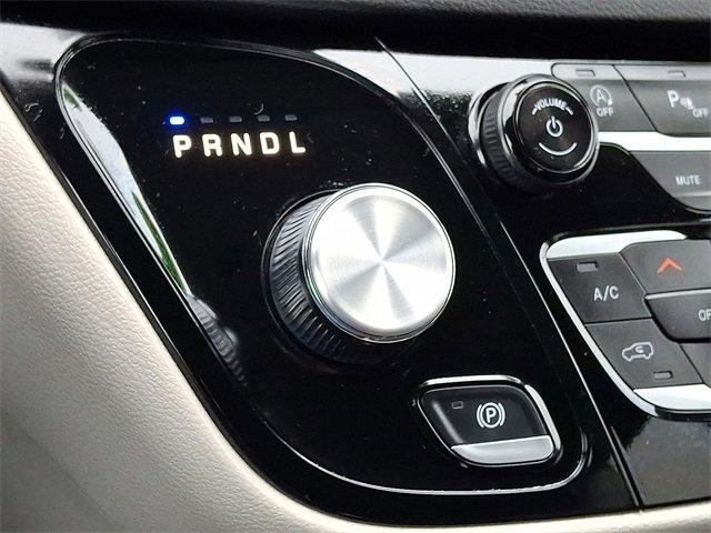 used 2024 Chrysler Pacifica car, priced at $25,995