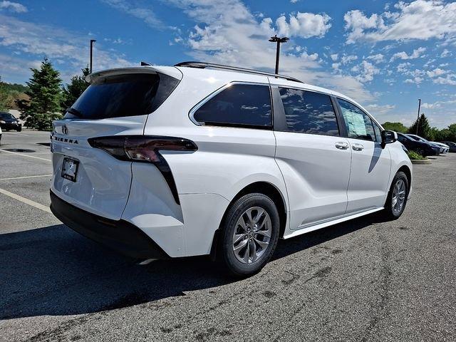 new 2026 Toyota Sienna car, priced at $42,770