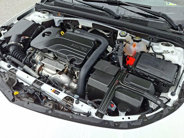 2024 Summit White Chevrolet Malibu