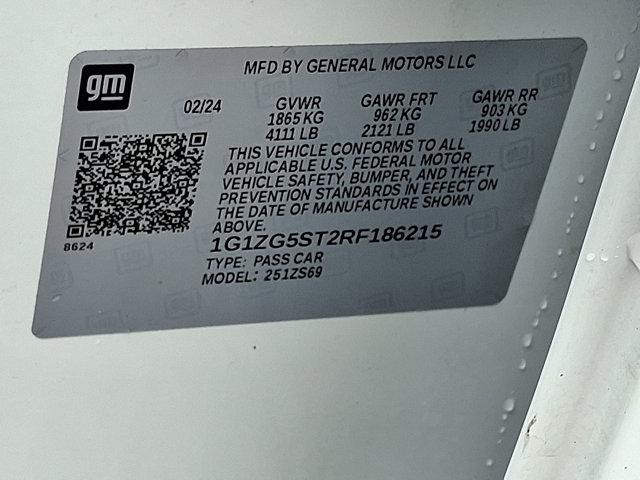 2024 Summit White Chevrolet Malibu