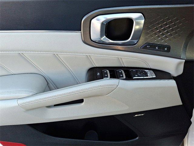 used 2023 Kia Sorento Plug-In Hybrid car, priced at $32,995