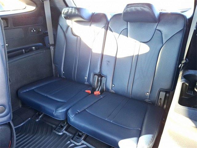 used 2023 Kia Sorento Plug-In Hybrid car, priced at $32,995