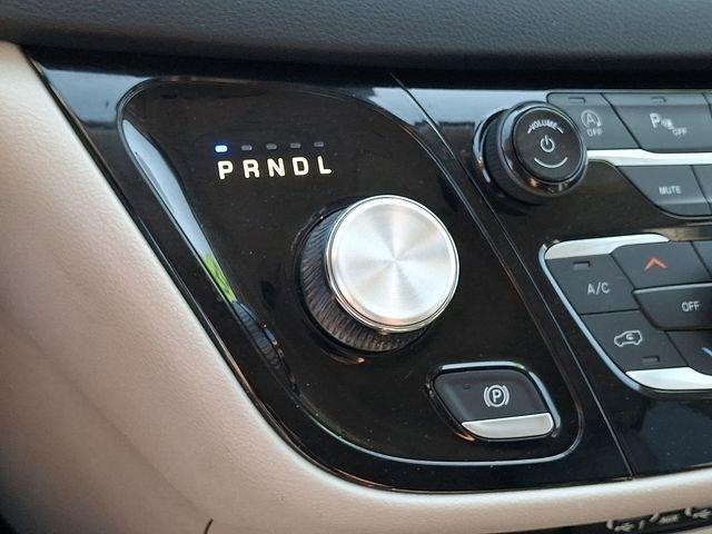 used 2023 Chrysler Pacifica car, priced at $25,995