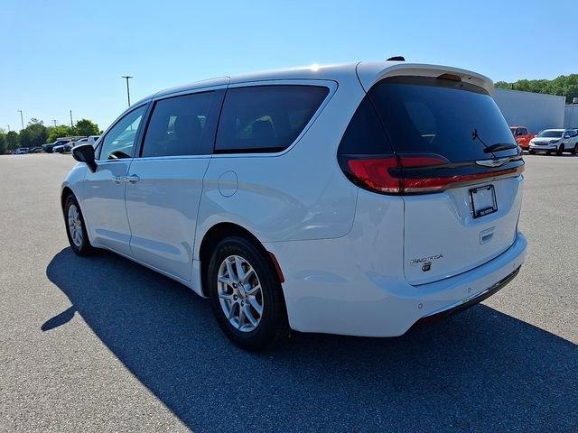 used 2023 Chrysler Pacifica car, priced at $25,995